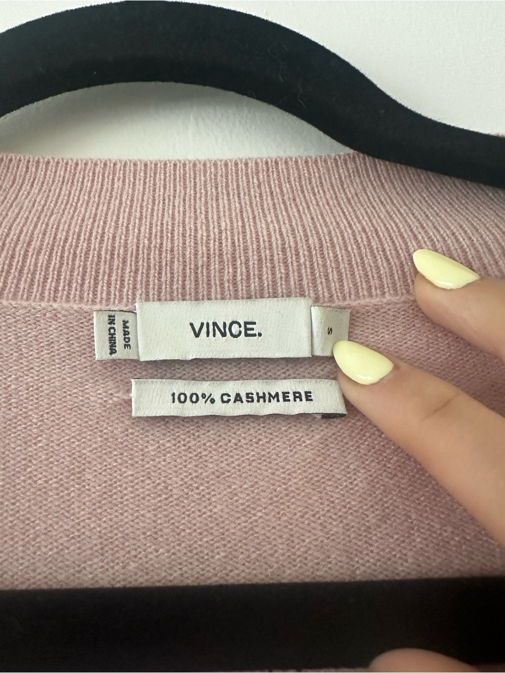 Vince V-Neck Oversized Cashmere Sweater - Picture 3 of 3